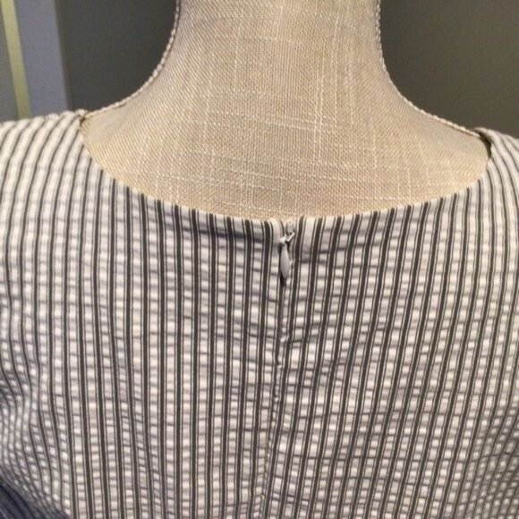 Dress Wing Ruffle Sleeve Pinstripe Crew Neck Zip Stretch Easter Spring Sz 16 - Picture 6 of 14